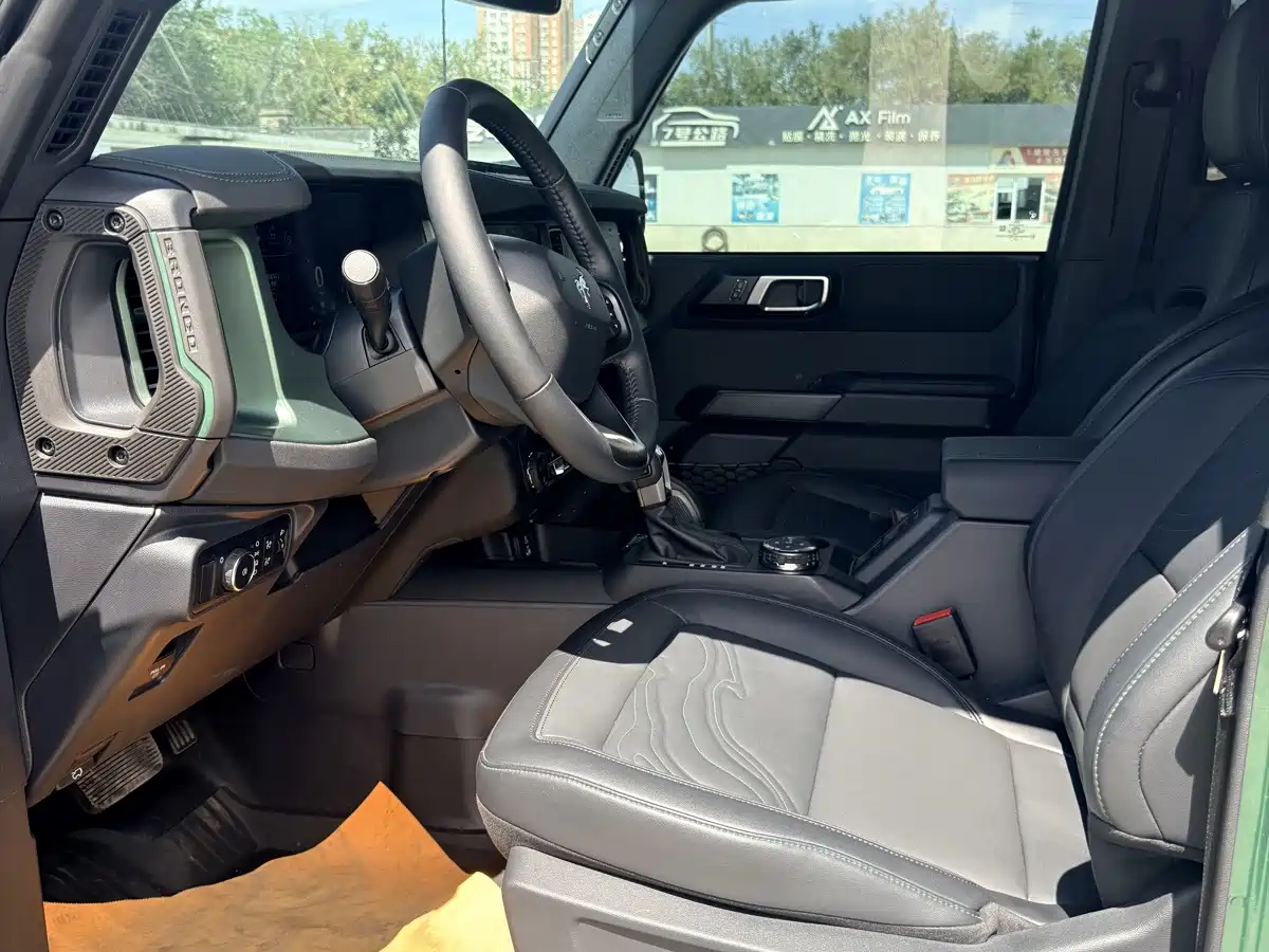 Ford Bronco 2025 2024 2.3T Everglades