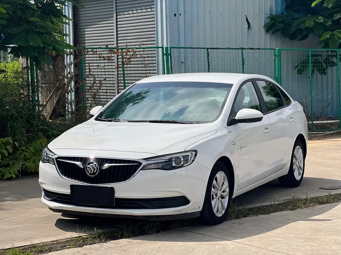 Фото 1 - Buick Excelle