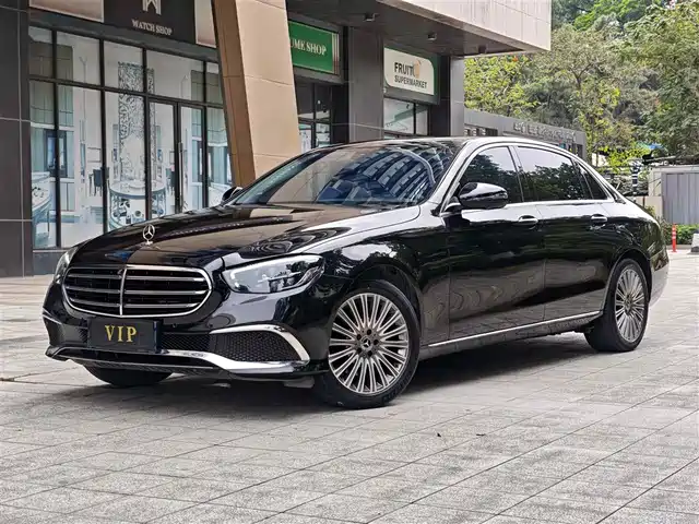 MERCEDES-BENZ E CLASS