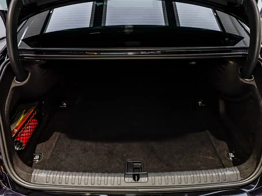 Audi A7L 2024 45TFSI S-line Dream Edition Crystal Package фото 6
