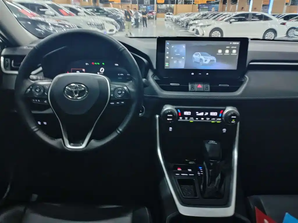 Toyota Wildlander 2023 2.0L CVT FWD Luxury PLUS фото 7