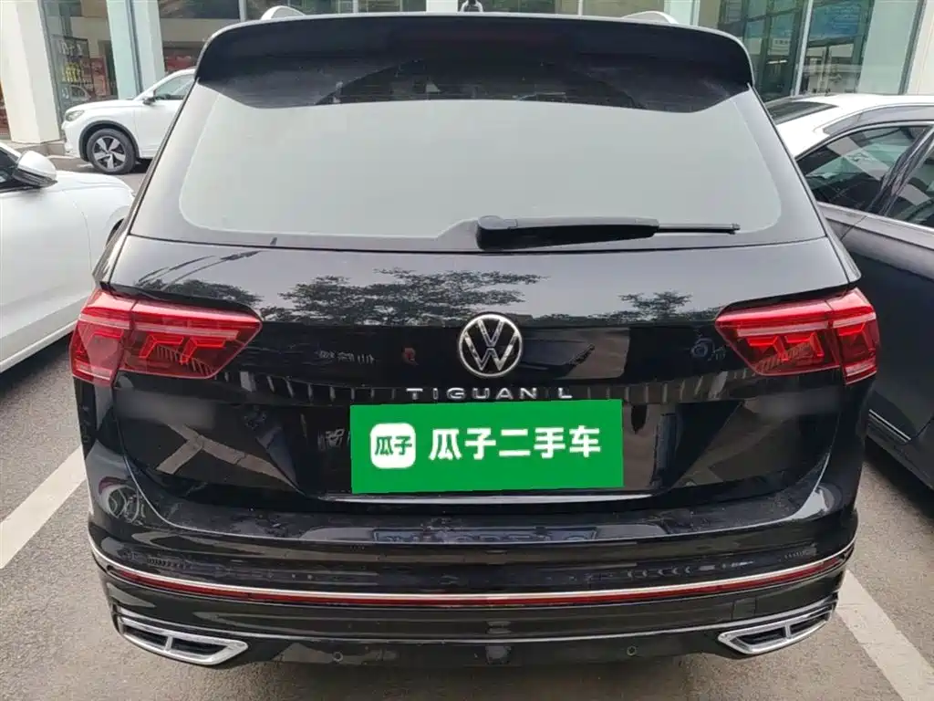 Volkswagen Tiguan L 2023 330TSI Auto 2WD R-Line Premium Edition фото 6