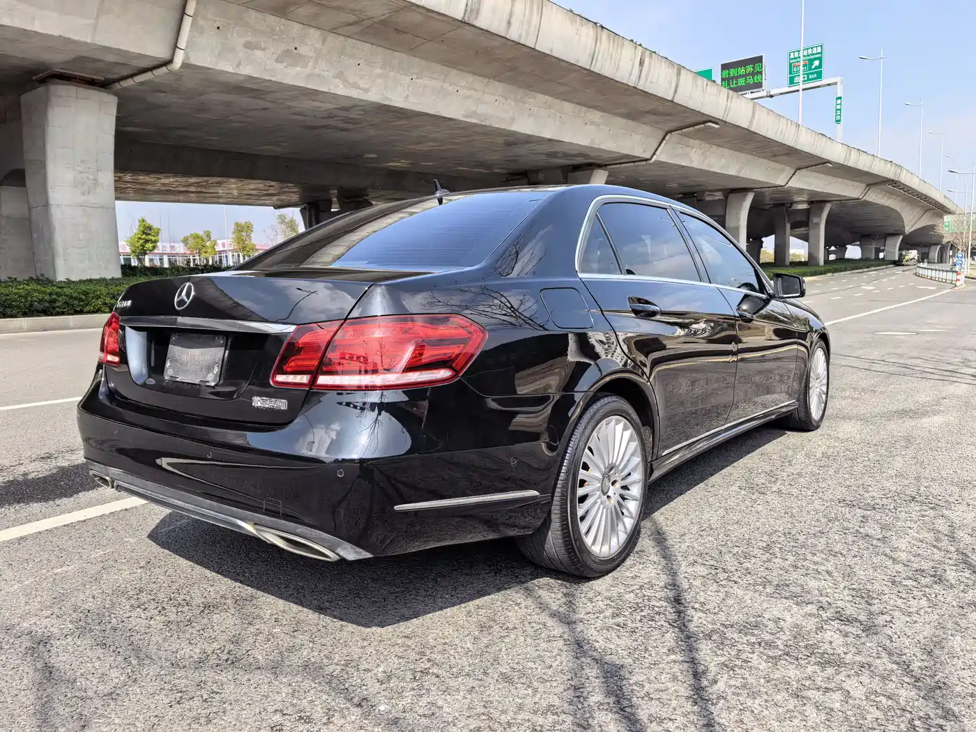 Mercedes-Benz E-Class 2015 E 200 L фото 19