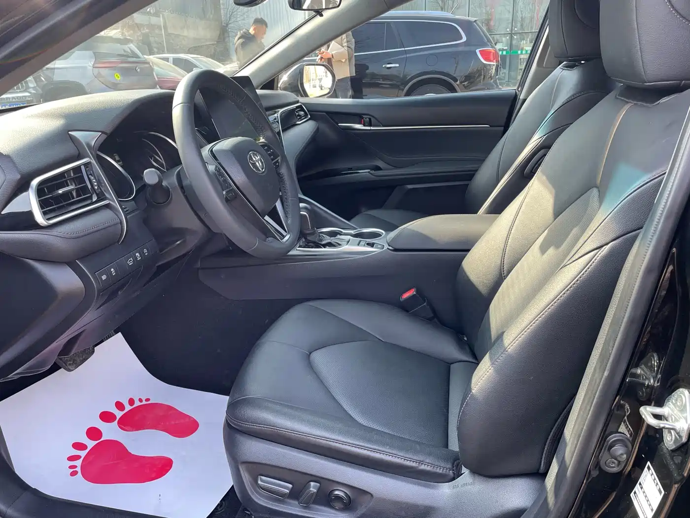 Toyota Camry 2021 2.0G Luxury Edition фото 11