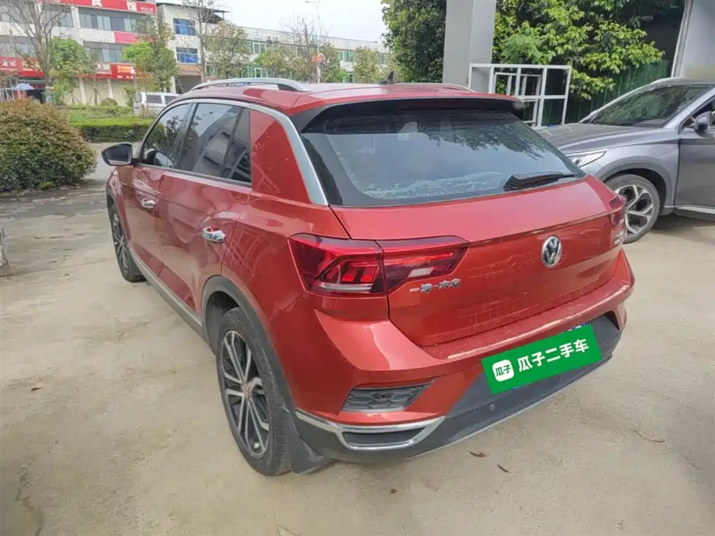 Volkswagen T-ROC 2018 280TSI DSG 2WD Comfort (China V) фото 5