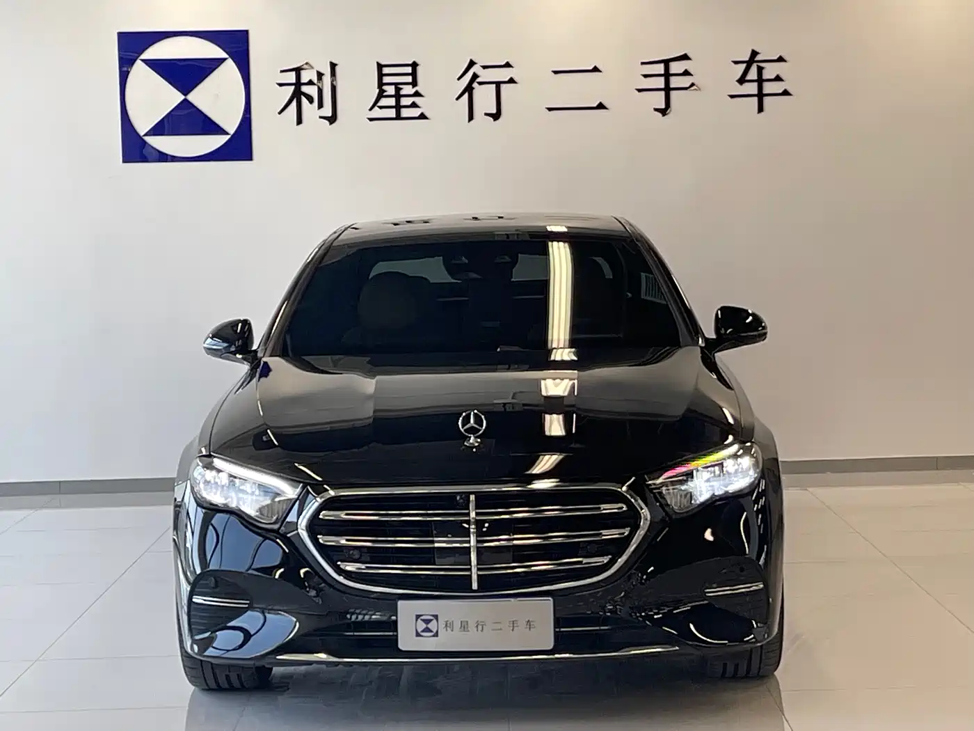 Mercedes-Benz E-Class 2025 E 300 L Luxury фото 3