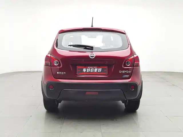 Nissan Qashqai 2012 2.0XV Thunder CVT 2WD — фото 4