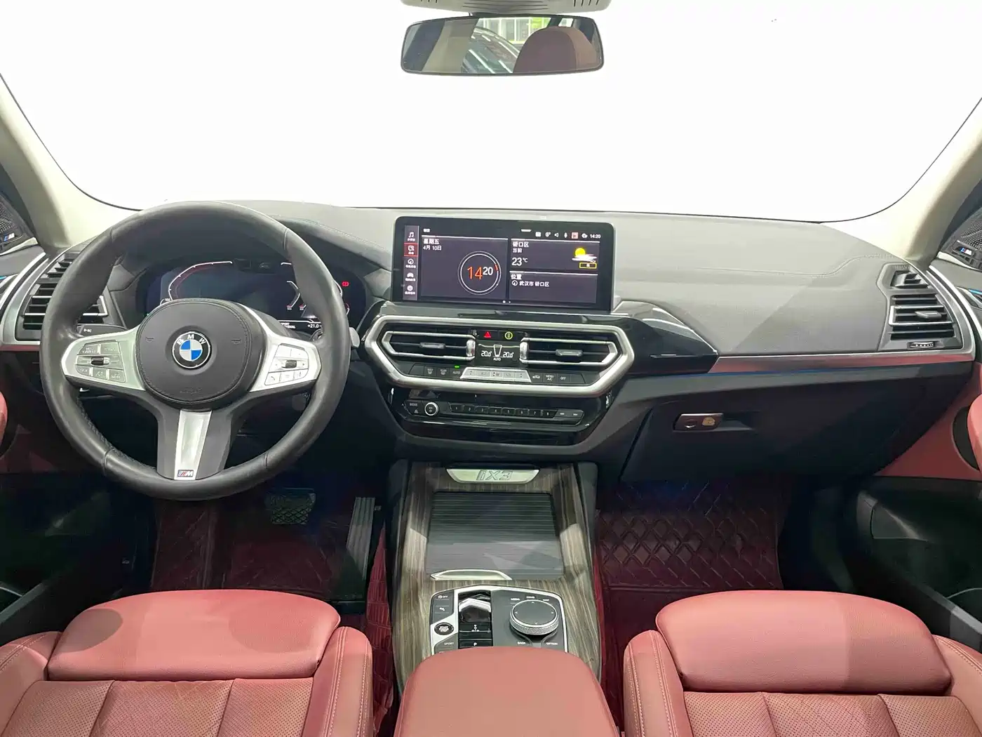 BMW IX3