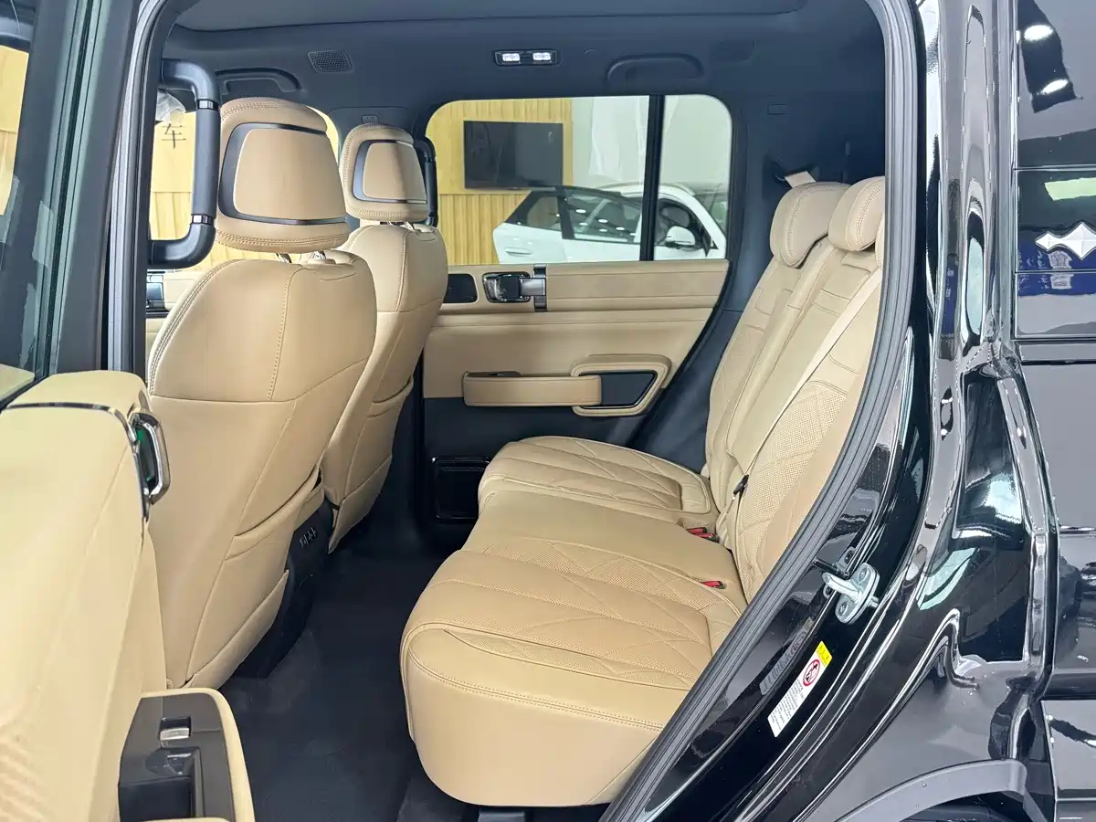 Fang Cheng Bao Leopard 5 2026 2025 Model Laser Qiankun Intelligent Driving Edition
