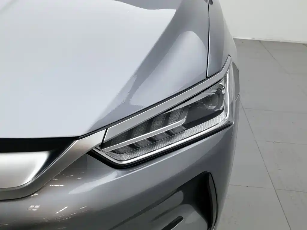 BYD Qin PLUS 2021 2021 EV 400KM Luxury Model