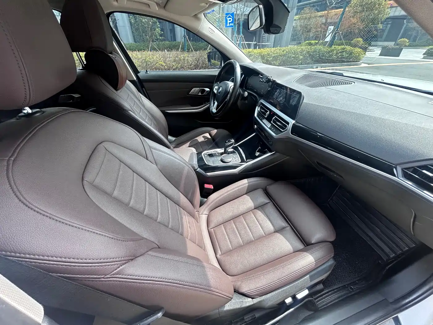 BMW 3 Series 2020 325Li Launch Edition фото 19