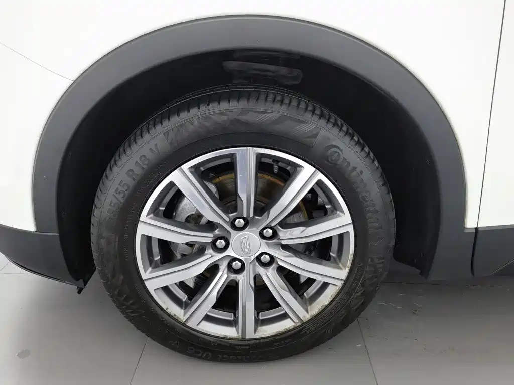 Cadillac XT4 2019 2018 28T 4WD Leading Sport Edition