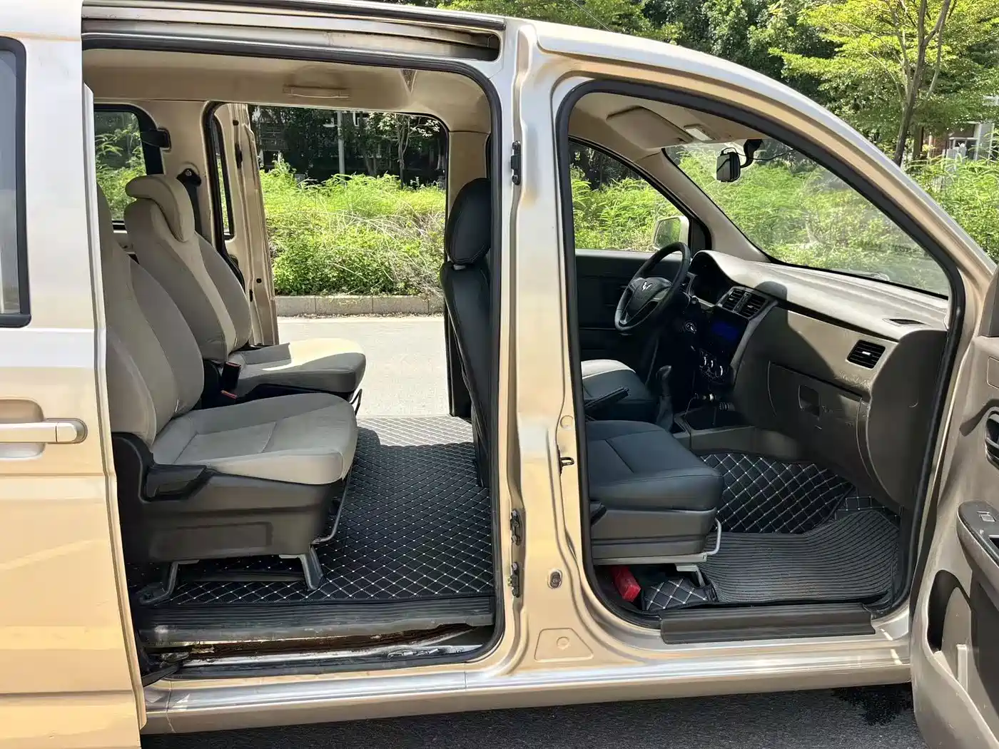 Wuling Motors Wuling Rongguang V 2019 2016 1.5L Standard