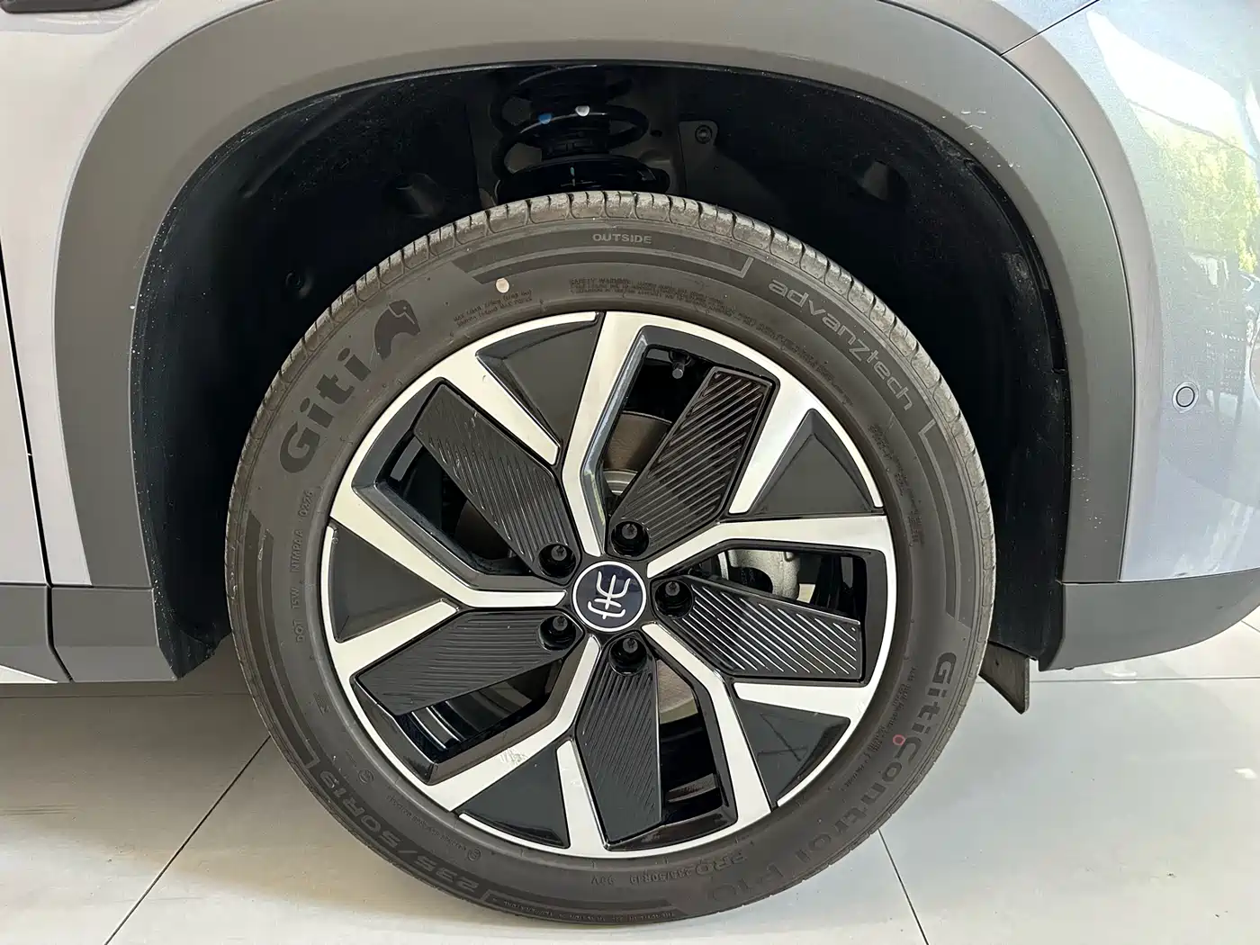 BYD Song L DM-i 2026 DM-i Intelligent Driving Edition 135KM Base Model фото 21