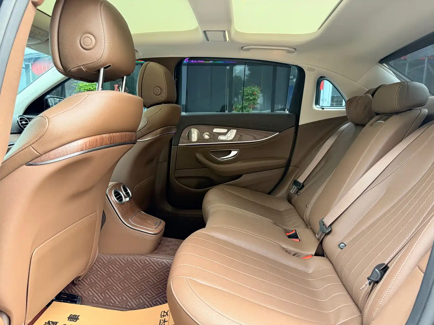 Mercedes-Benz E-Class 2023 E 300 L Luxury фото 11