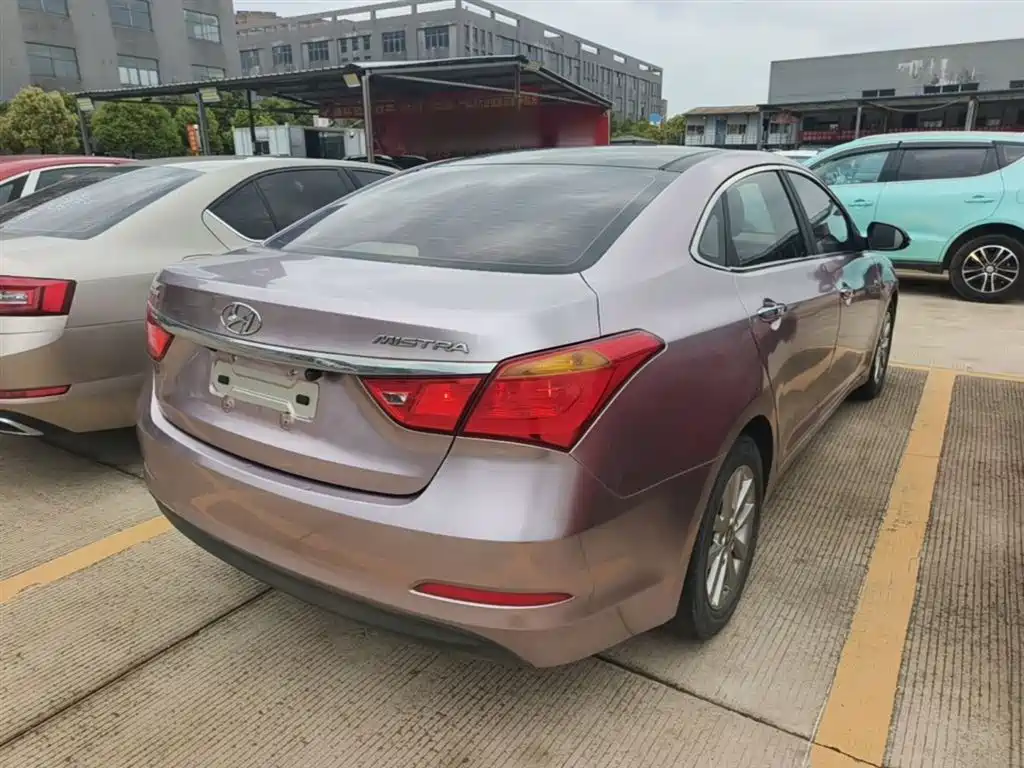 Hyundai Mistra 2014 1.8L Auto Smart GLS фото 7