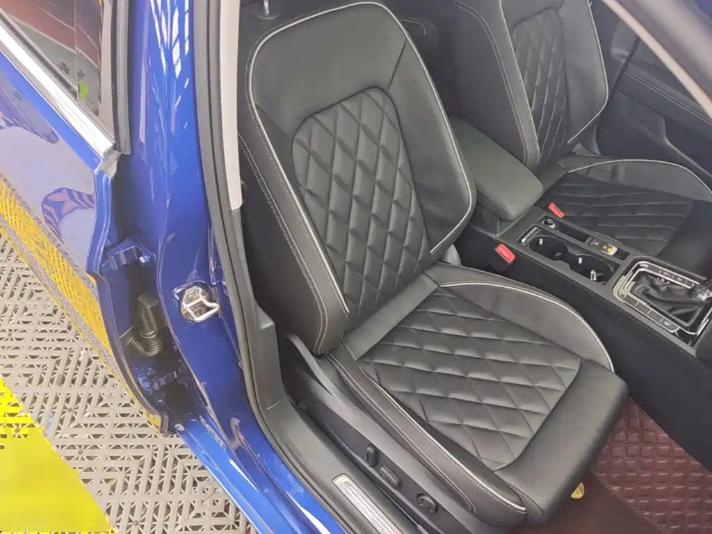 Фото 25 - Volkswagen Magotan GTE Plug-in Hybrid