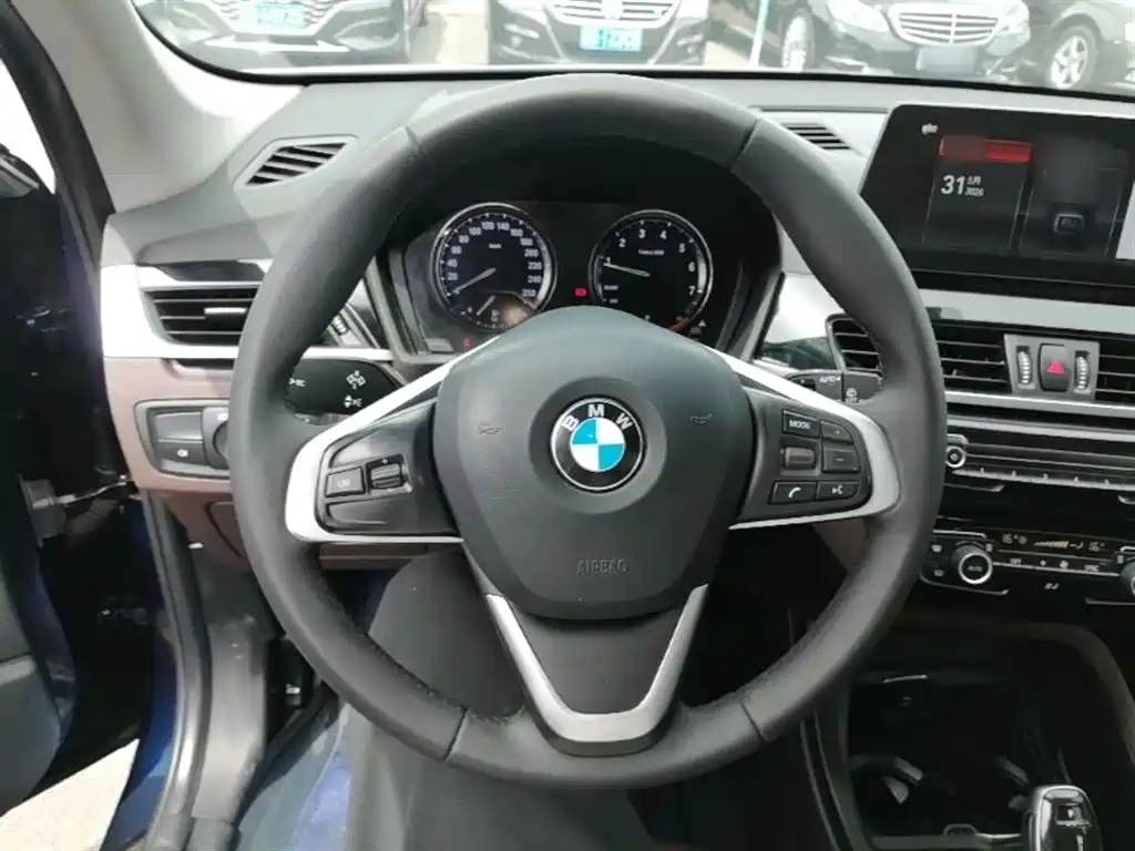 BMW X1 2020 sDrive25Li Leading Model фото 11
