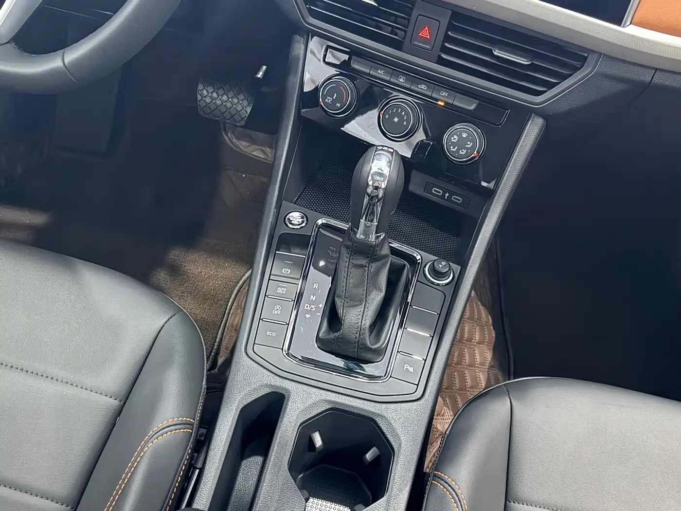 Volkswagen Bora 2024 280TSI DSG Comfort Ride Edition фото 13