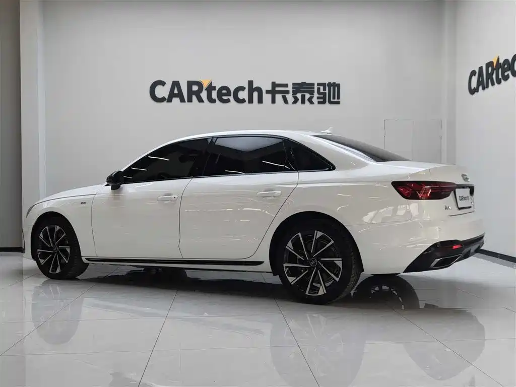 Audi A4L 2023 40 TFSI quattro Luxury Sport фото 7