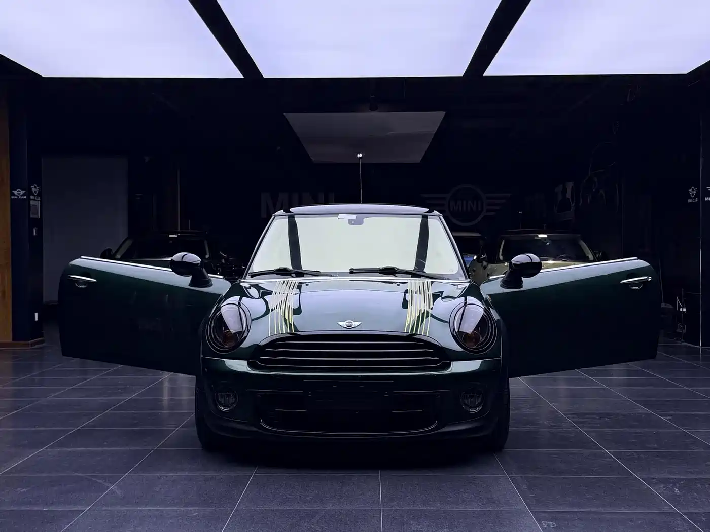 MINI MINI 2011 2011 1.6L COOPER Fun