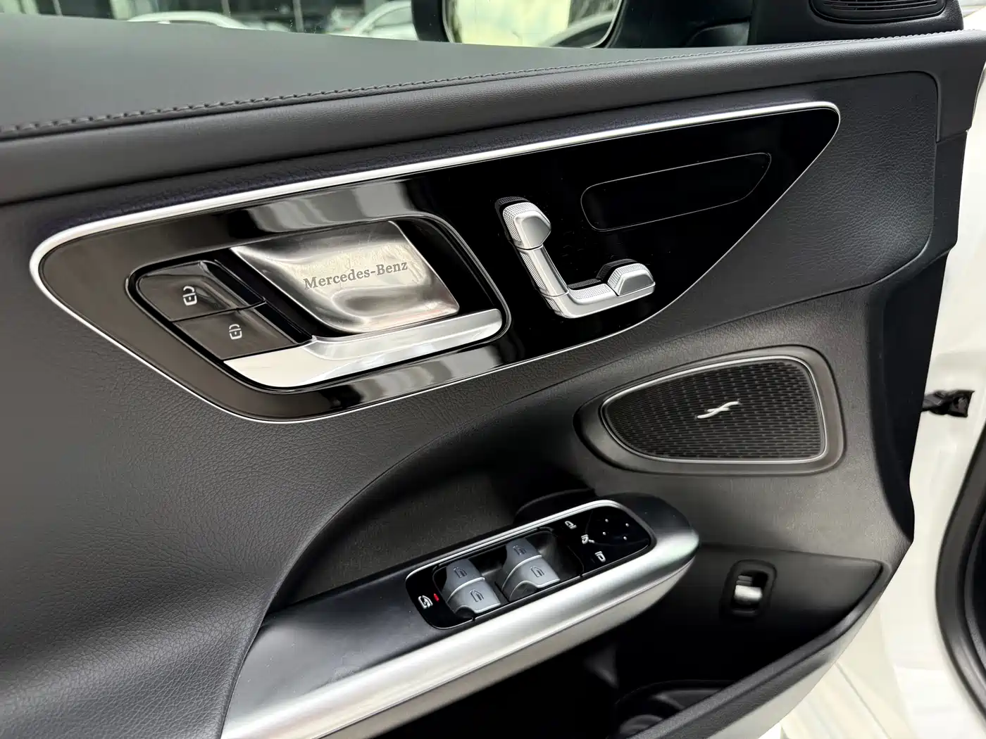 Mercedes-Benz C-Class 2024 Facelift C 260 L Sport фото 20