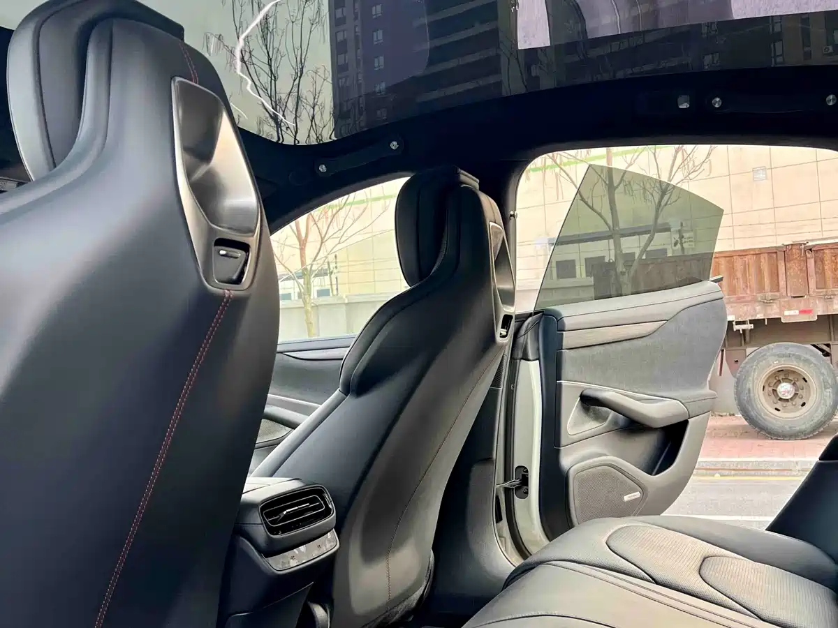 XIAOMI CAR XIAOMI SU7