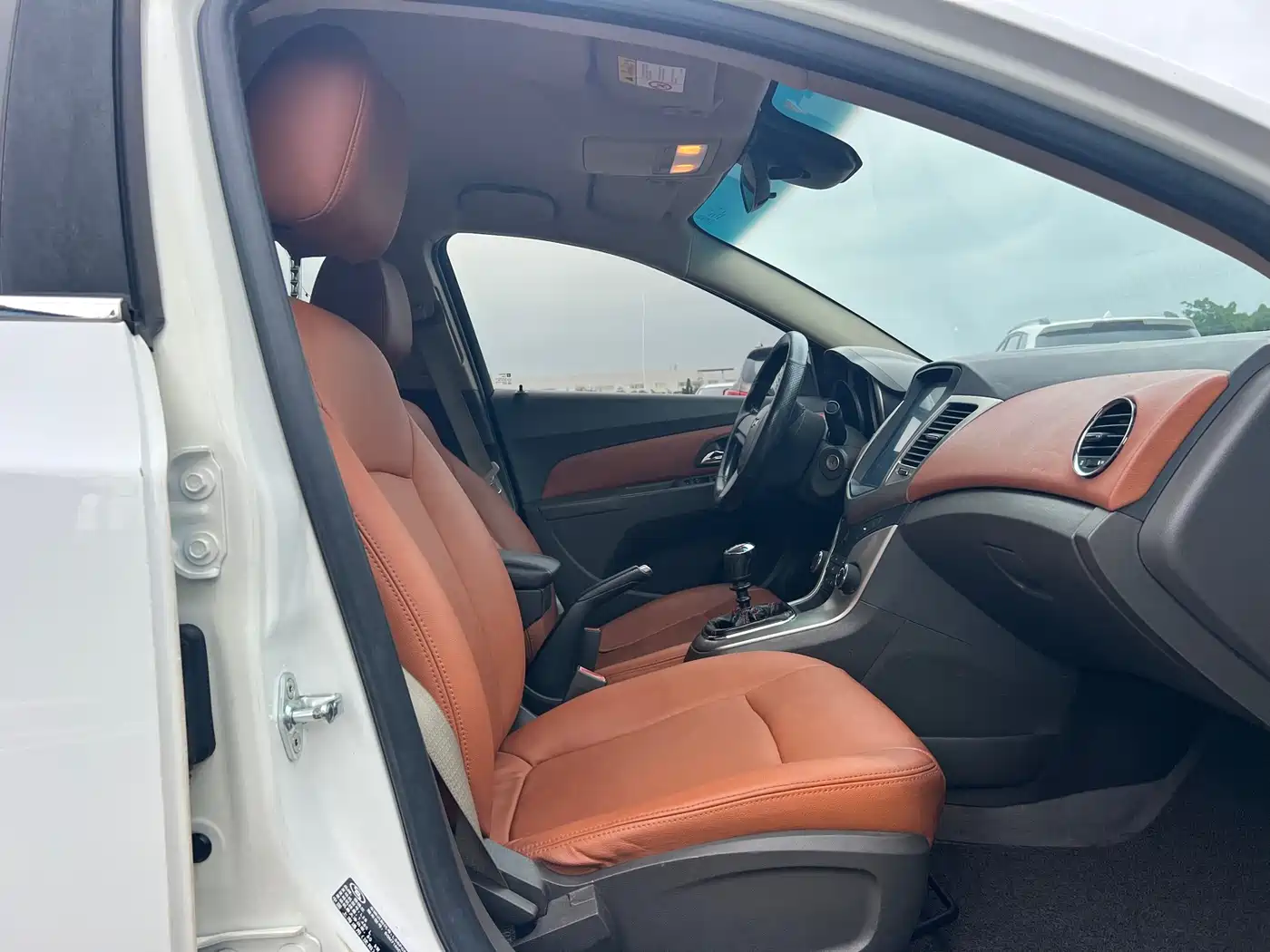 Chevrolet Cruze 2015 1.5L Classic SL MT фото 7