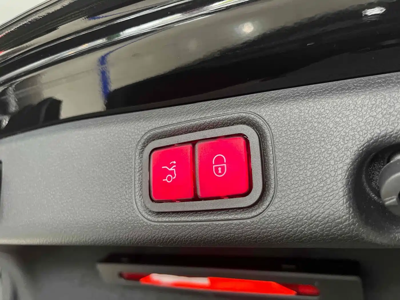 Mercedes-Benz E-Class 2019 E 300 L Luxury фото 28