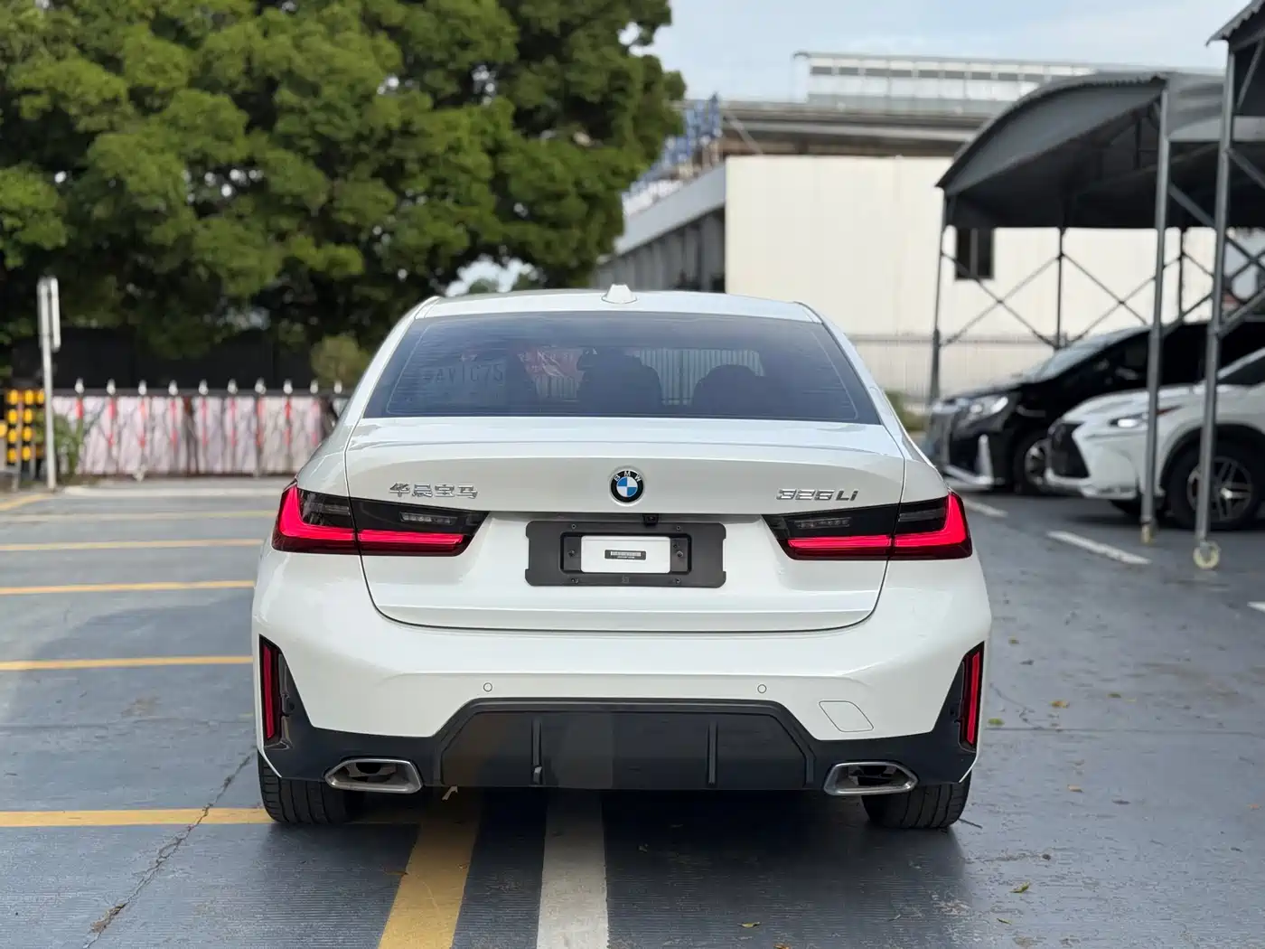 BMW 3 Series 2023 325Li M Sport Package фото 6