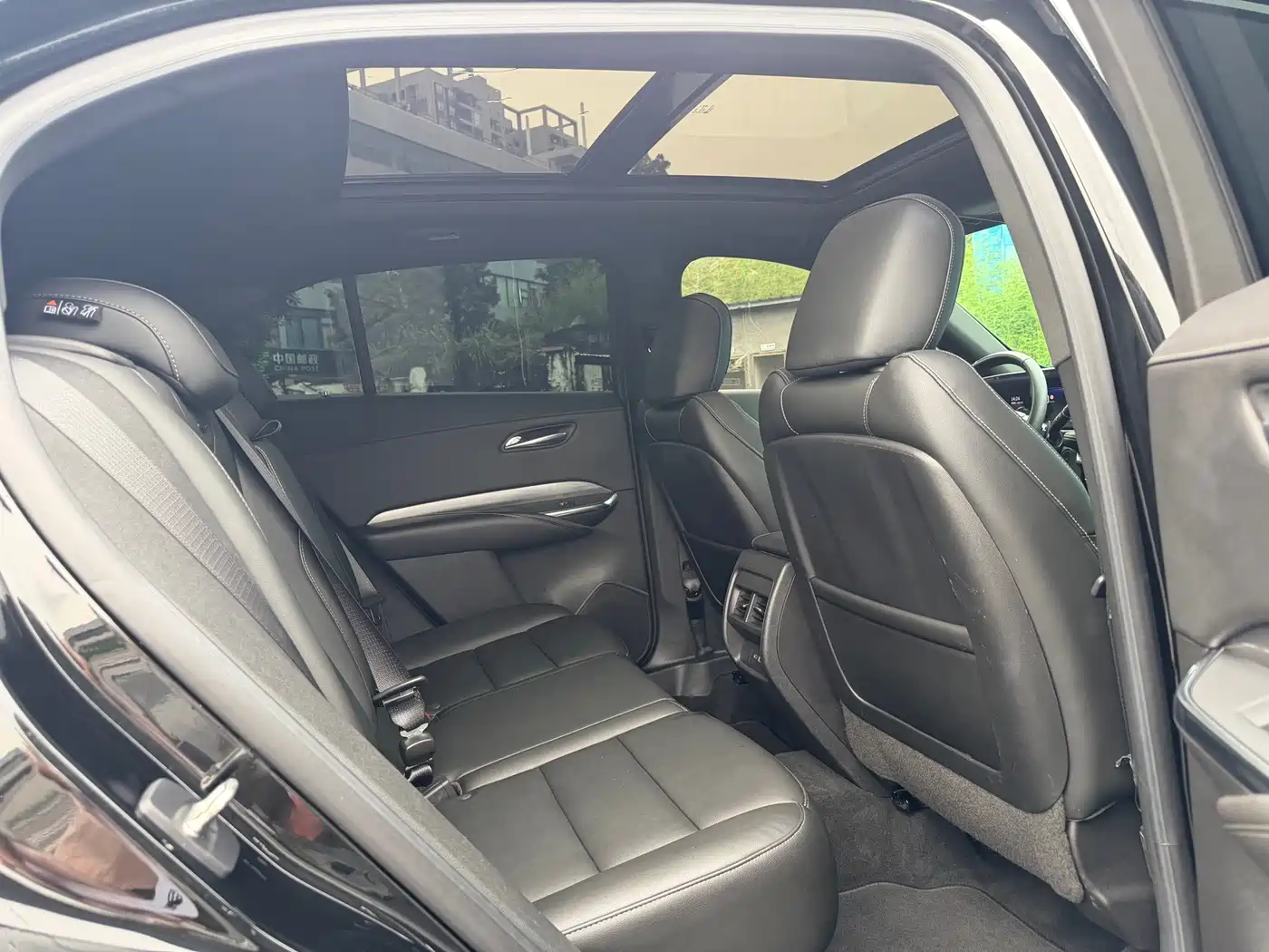 Cadillac XT4 2023 2024 28T 2WD Luxury