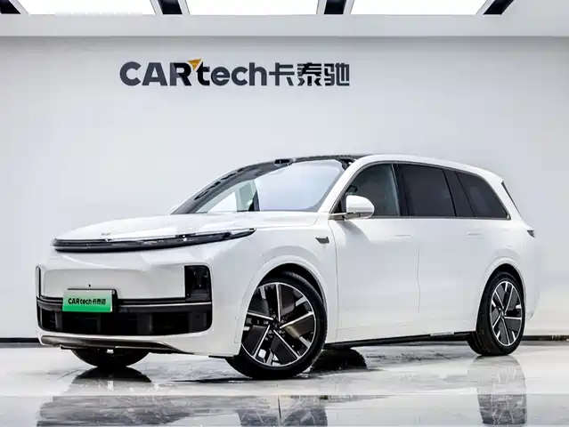Li Auto Li Xiang L9 2025