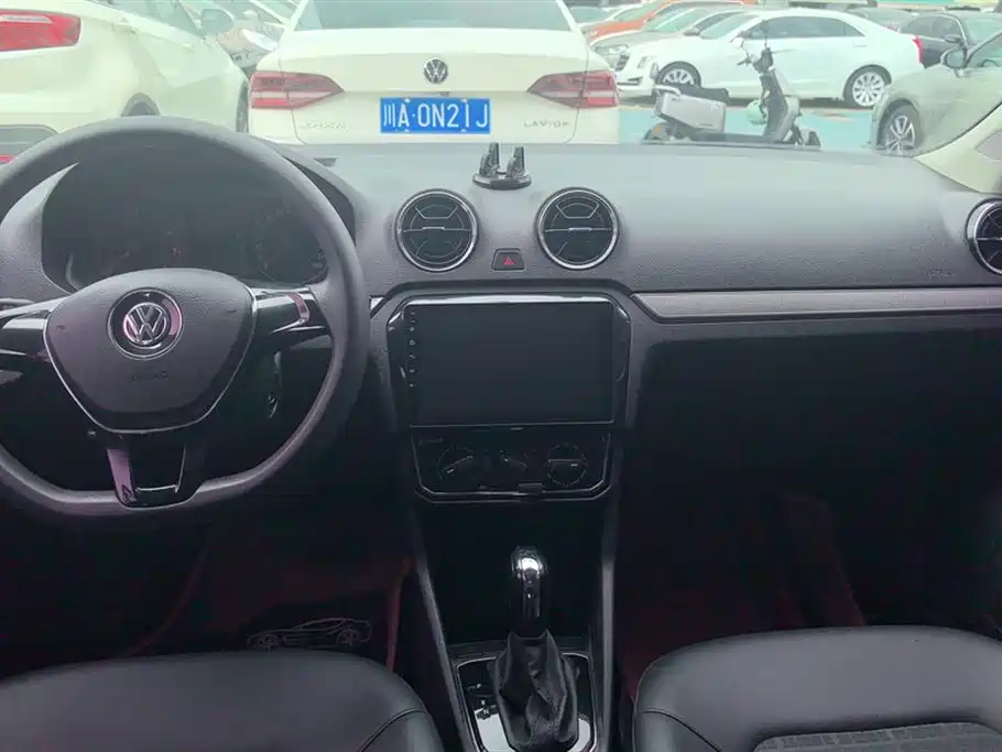 Volkswagen Jetta 2019 Dream Edition 1.5L Auto Fashion фото 13