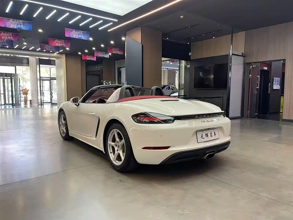 Porsche 718 2018 Boxster 2.0T фото 17