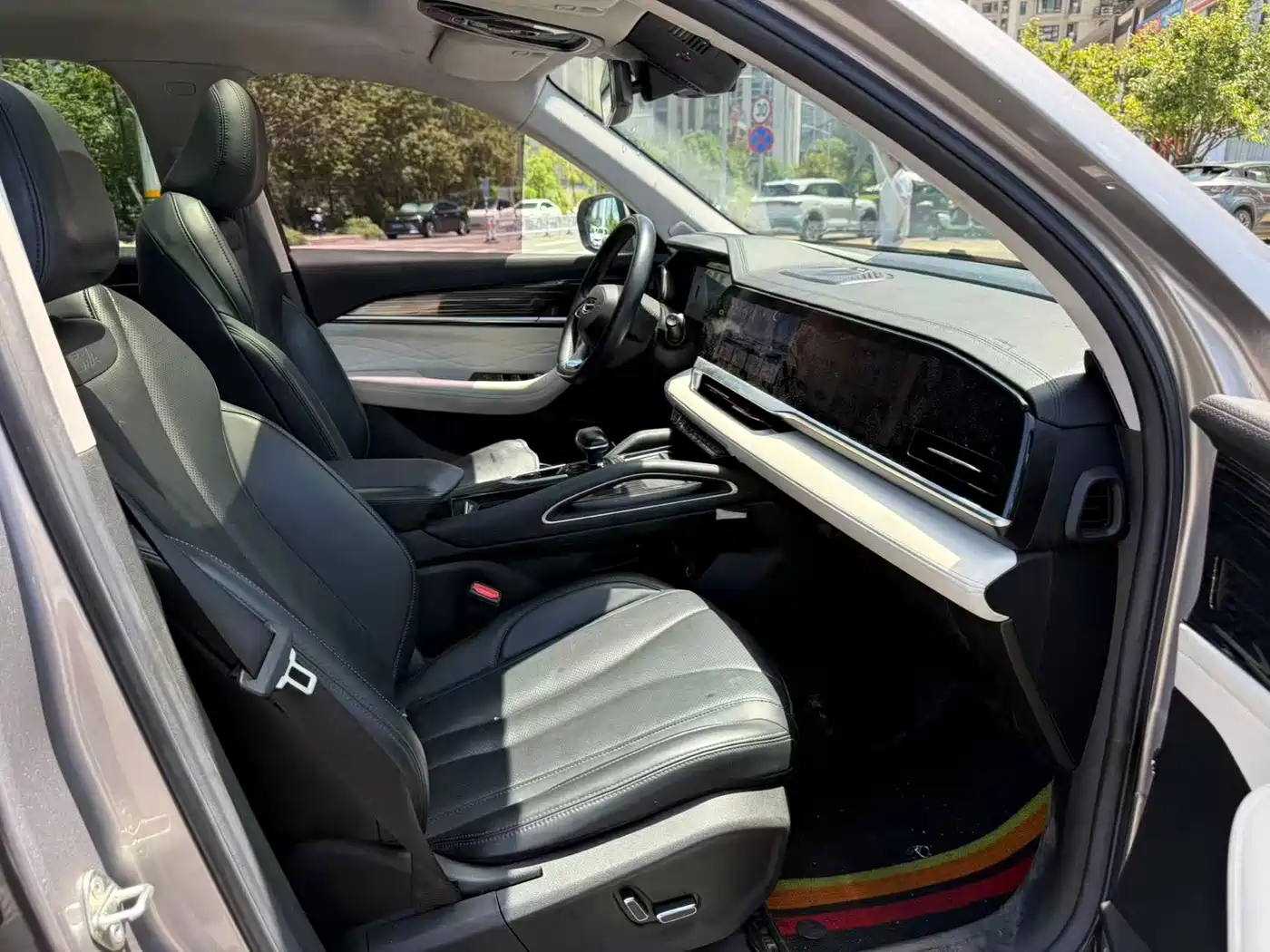Geely Monjaro 2023 2023 2.0TD High-power Automatic 2WD Flagship