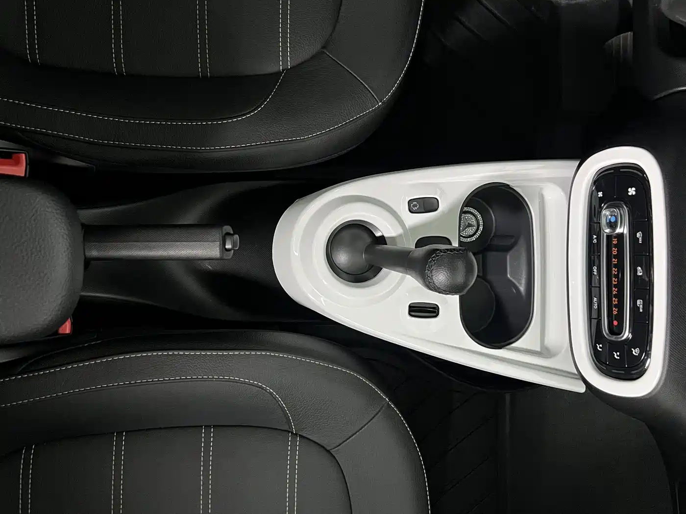 smart forfour 2018 2017 0.9T 66kW Beloved Special Edition