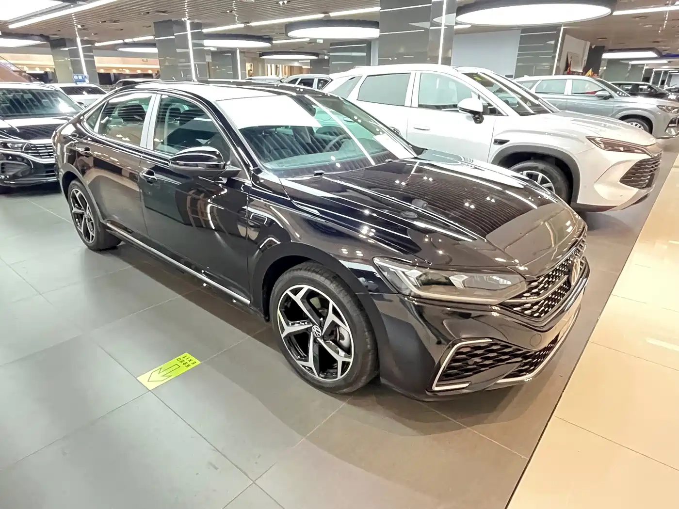 Volkswagen Passat 2026 2023 Facelift 330TSI Premium Edition
