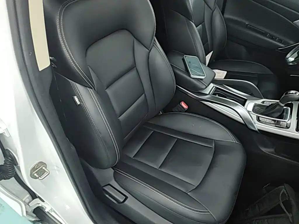 Geely Boyue 2016 2016 2.0L Manual Smart·Style Edition