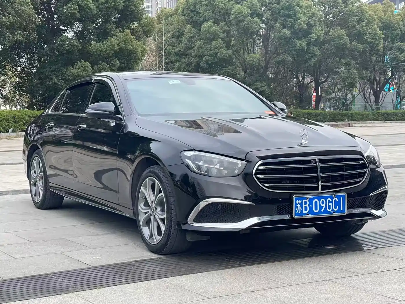  E CLASS