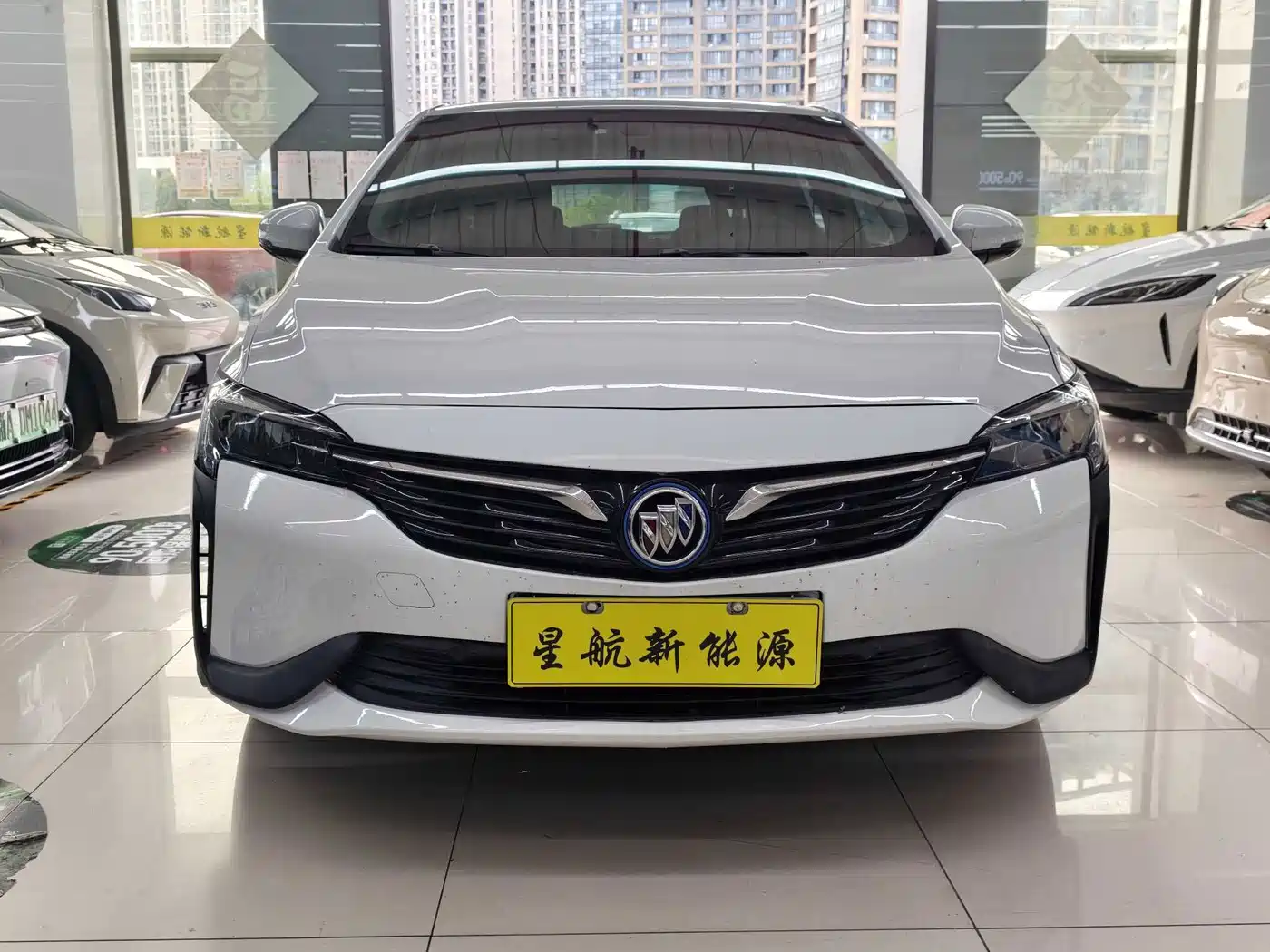 Фото 2 - Buick Velite 6