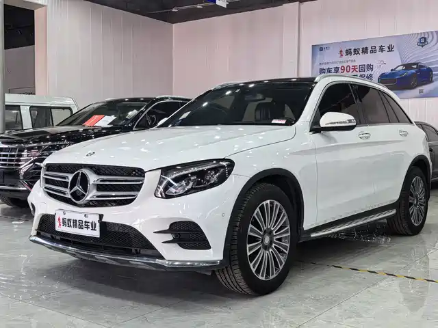 MERCEDES-BENZ GLC