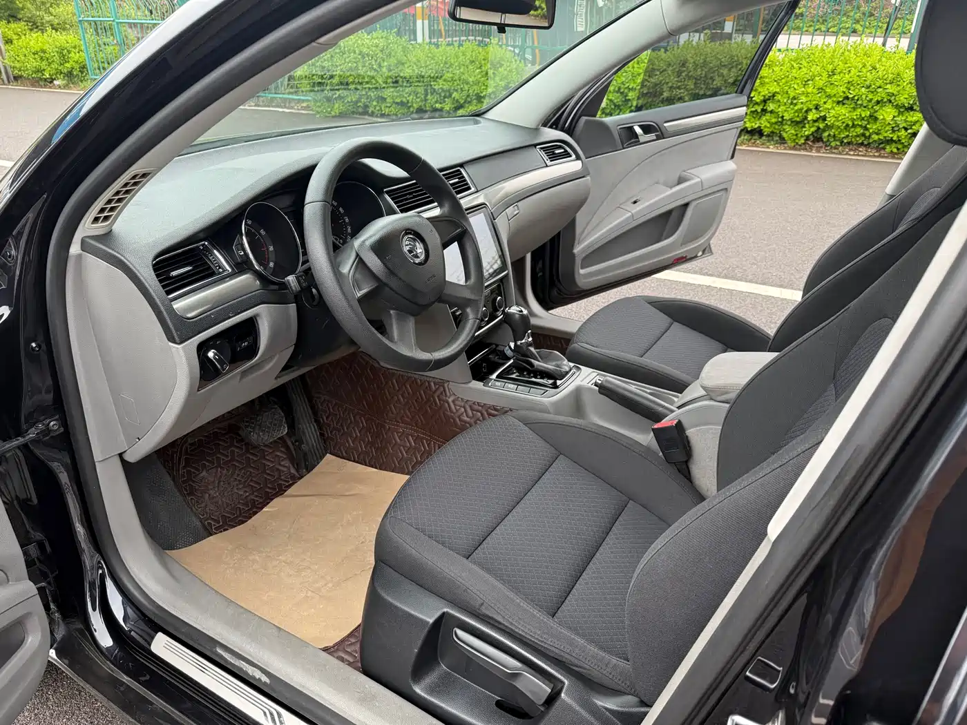 Škoda Superb 2013 1.4TSI DSG Elite Edition фото 9