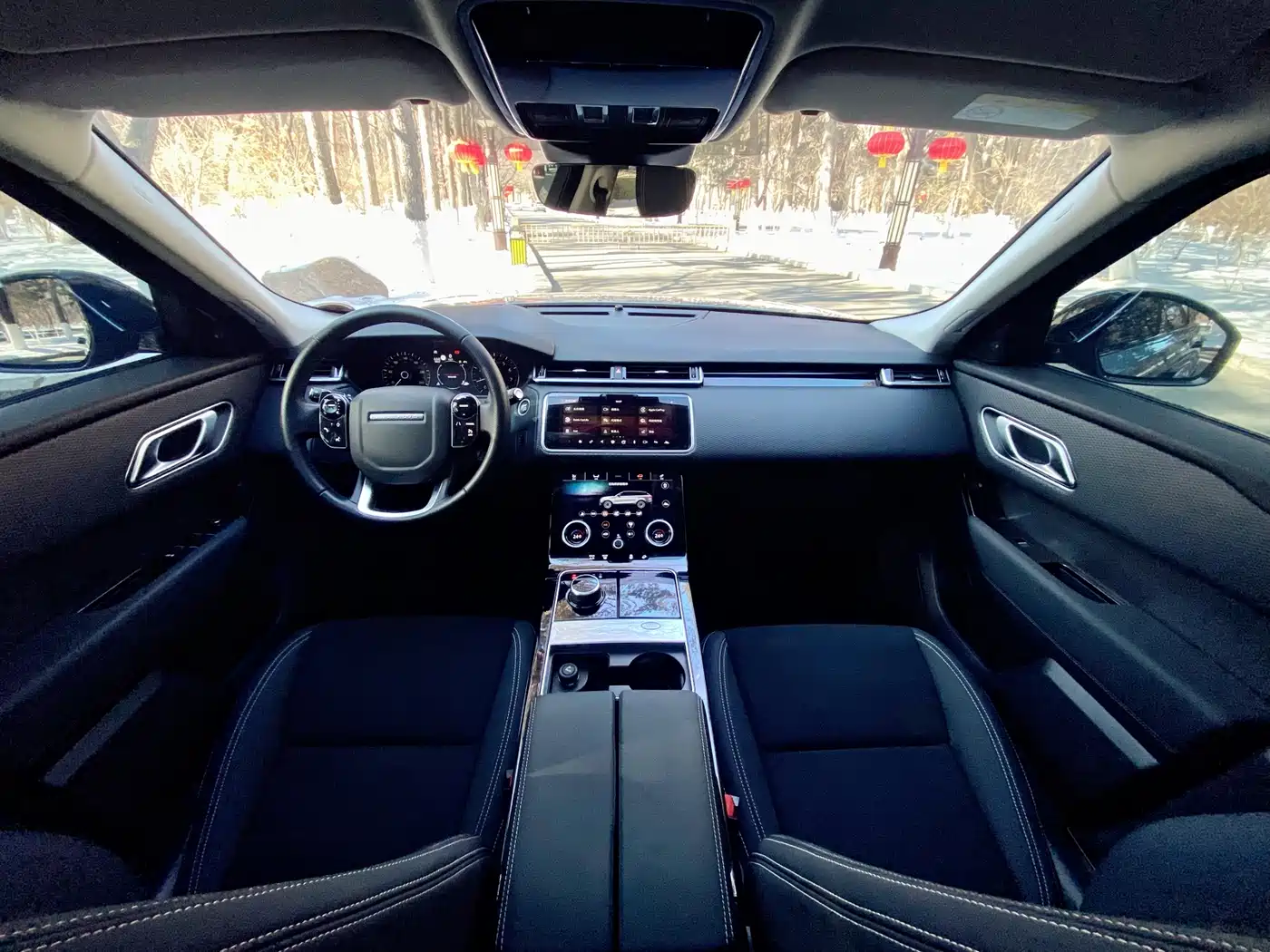 Land Rover Range Rover Velar 2020 P250 фото 23
