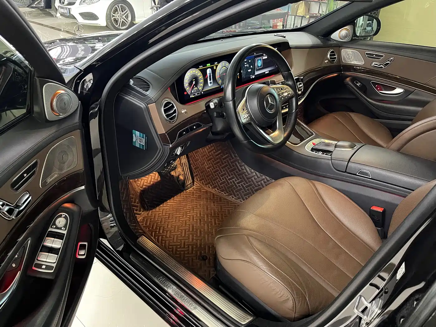 Mercedes-Benz S-Class 2019 S 320 L Ultimate Edition фото 4