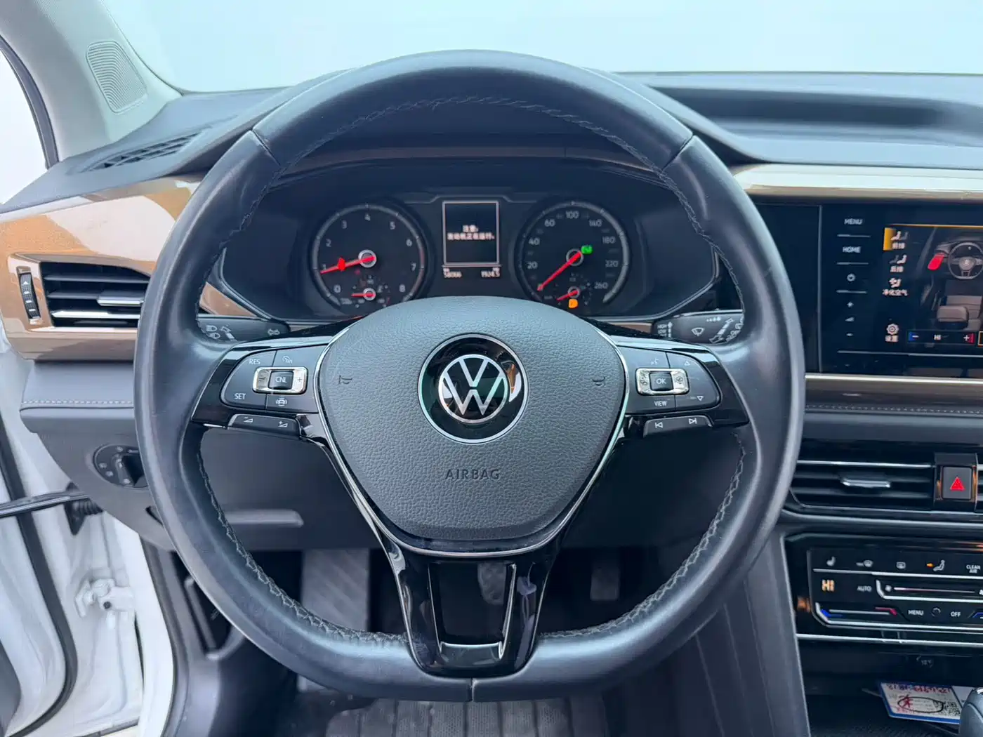 Volkswagen Tharu 2021 Model 280TSI 2WD Comfort Edition фото 7