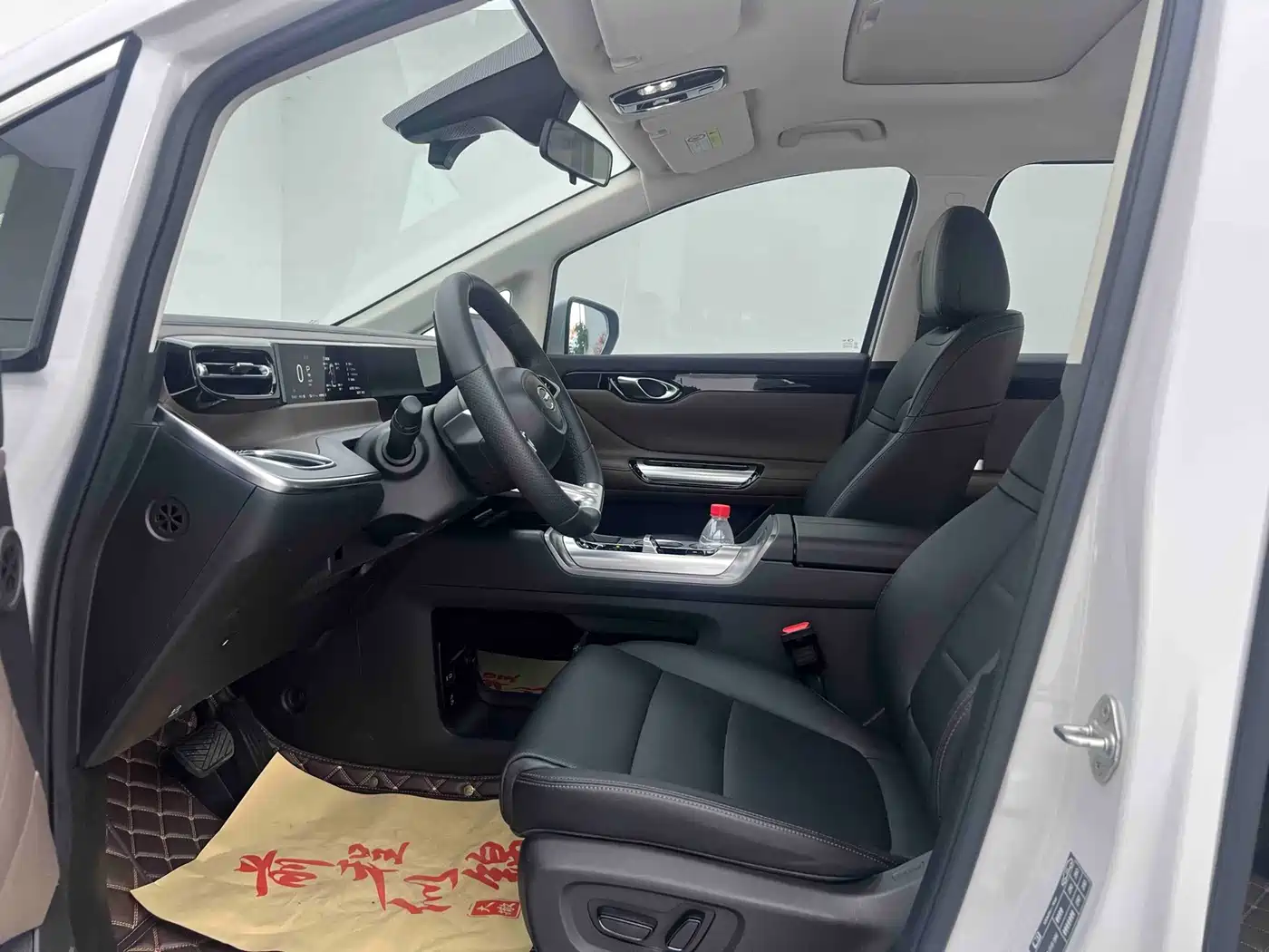 2025 GAC Trumpchi Trumpchi E8 NEV