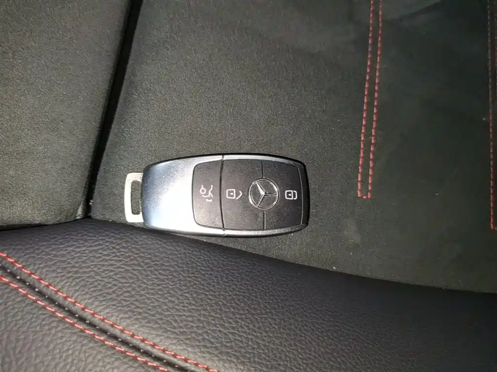 Mercedes-Benz CLA (Import) 2021 CLA 200 фото 9