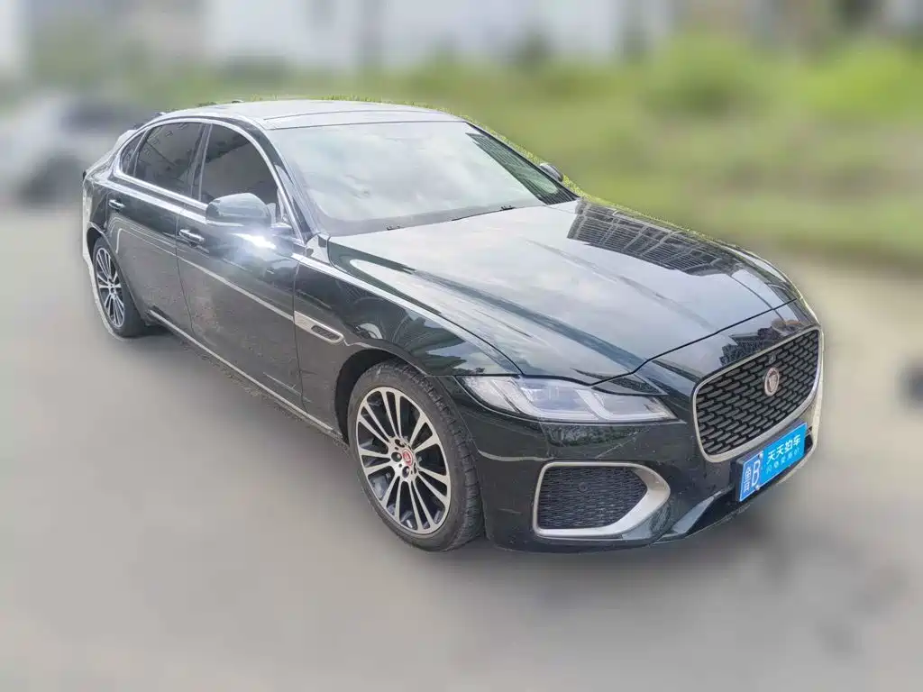 Jaguar XFL 2025 2025 2.0T P250 FWD Luxury Edition