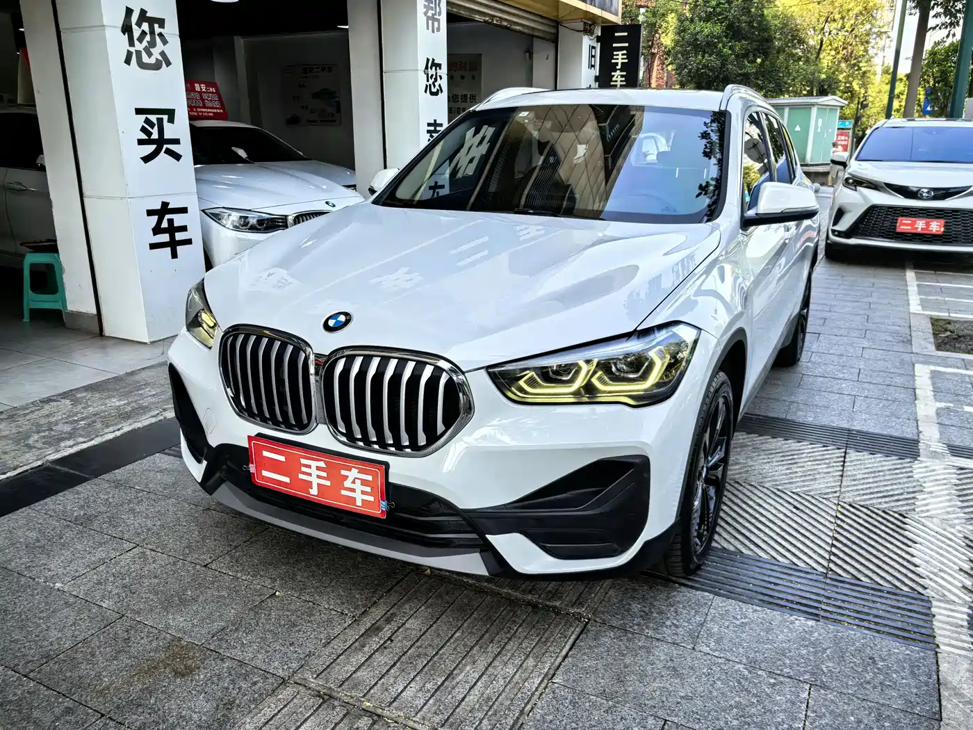 BMW X1 2021 sDrive20Li Fashion фото 4