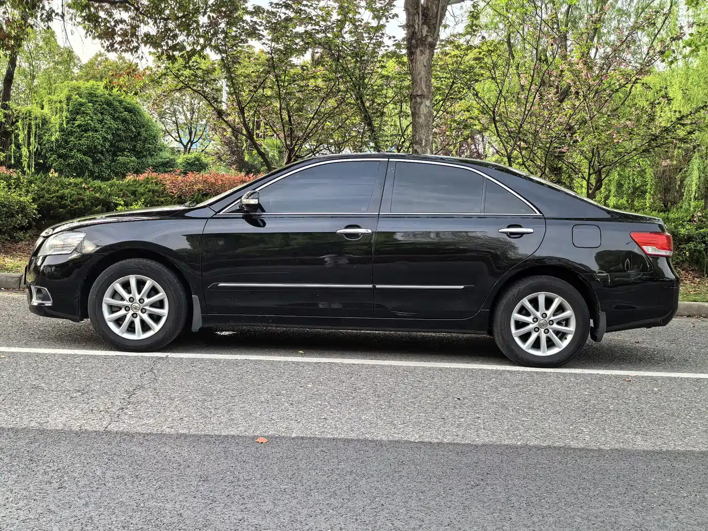 Toyota Camry 2010 200G Luxury Edition фото 12